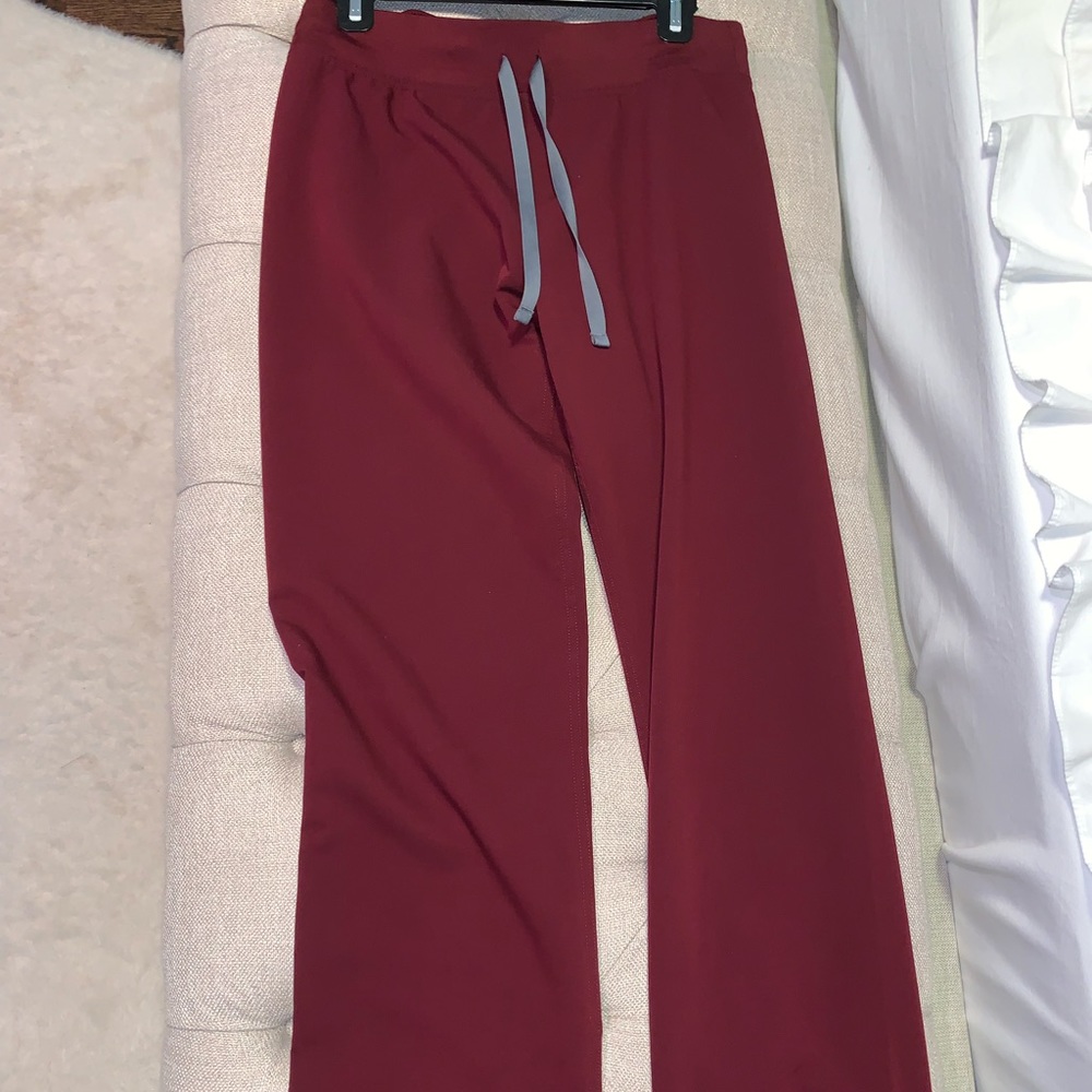 Figs Livingston scrub pants - maroon.